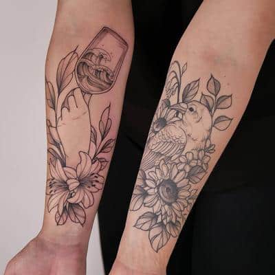 tatuaje girasol cuervo