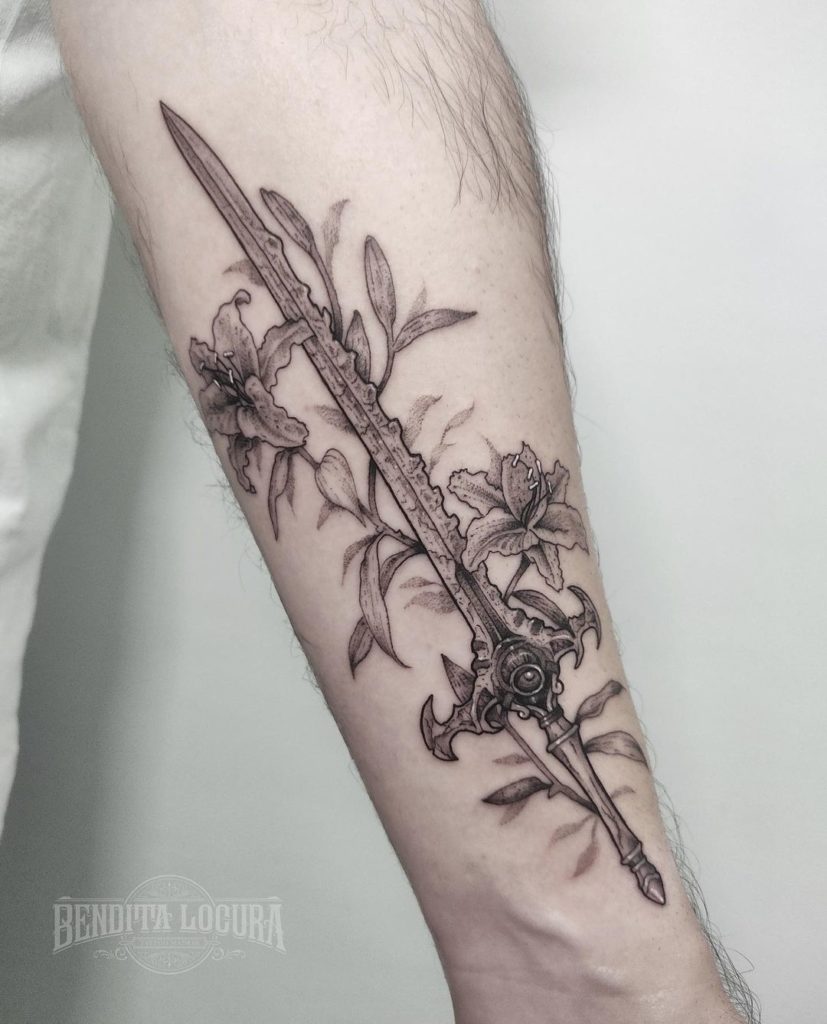 tatuaje lirio espada