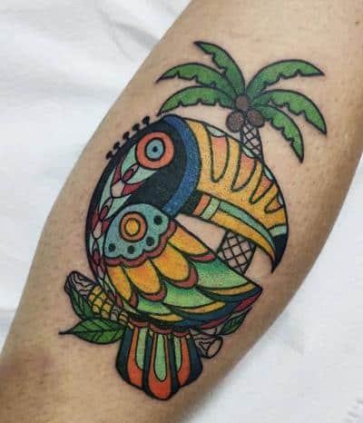 tatuaje palmera tucan