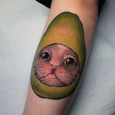 tatuajes aguacate gato