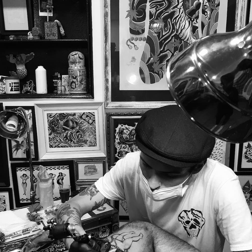 Lucky's Tattoo Parlour Estudio Tatuajes Bogota