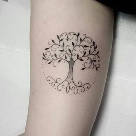 tatuaje árbol de la vida minimalista