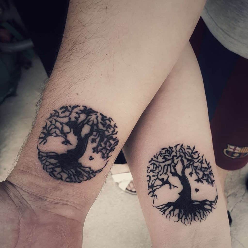 tatuaje árbol de la vida pareja