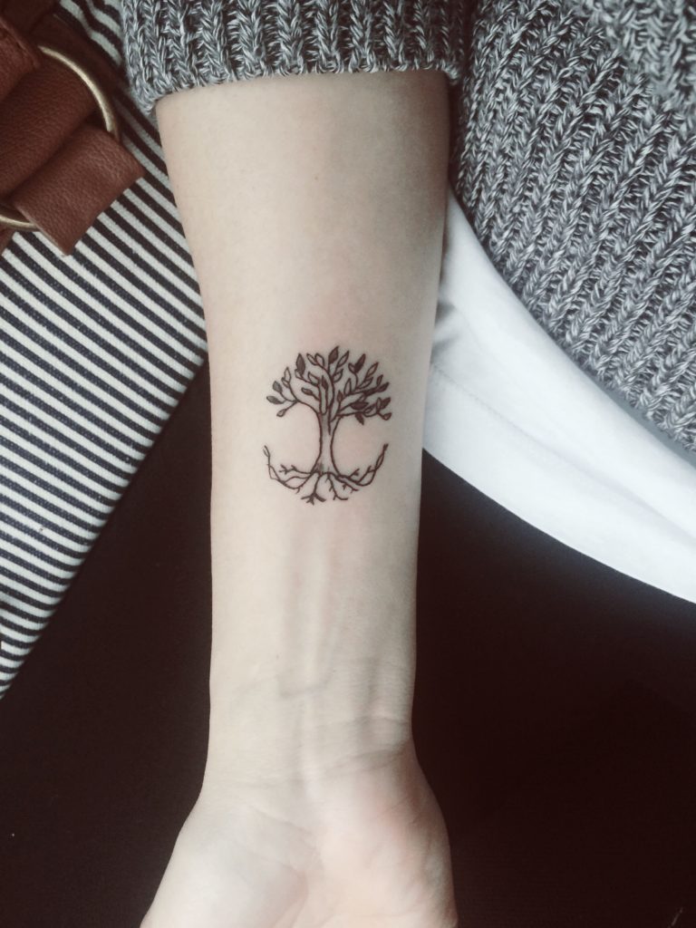 tatuaje árbol de la vida pequeño