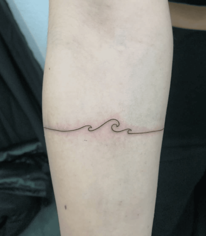 tatuaje brazalete antebrazo