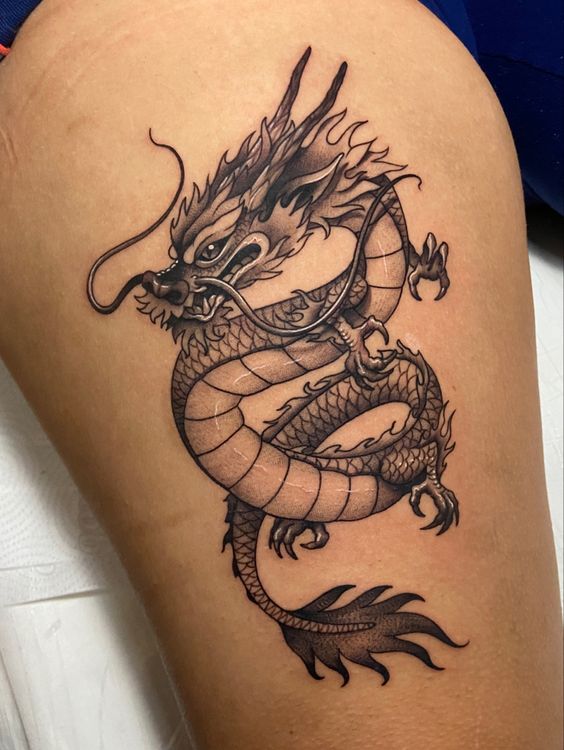 tatuaje dragón realista