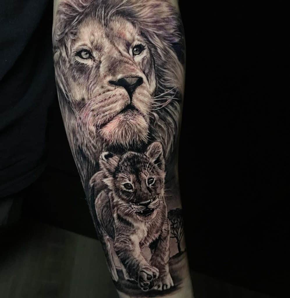 tatuaje león cría