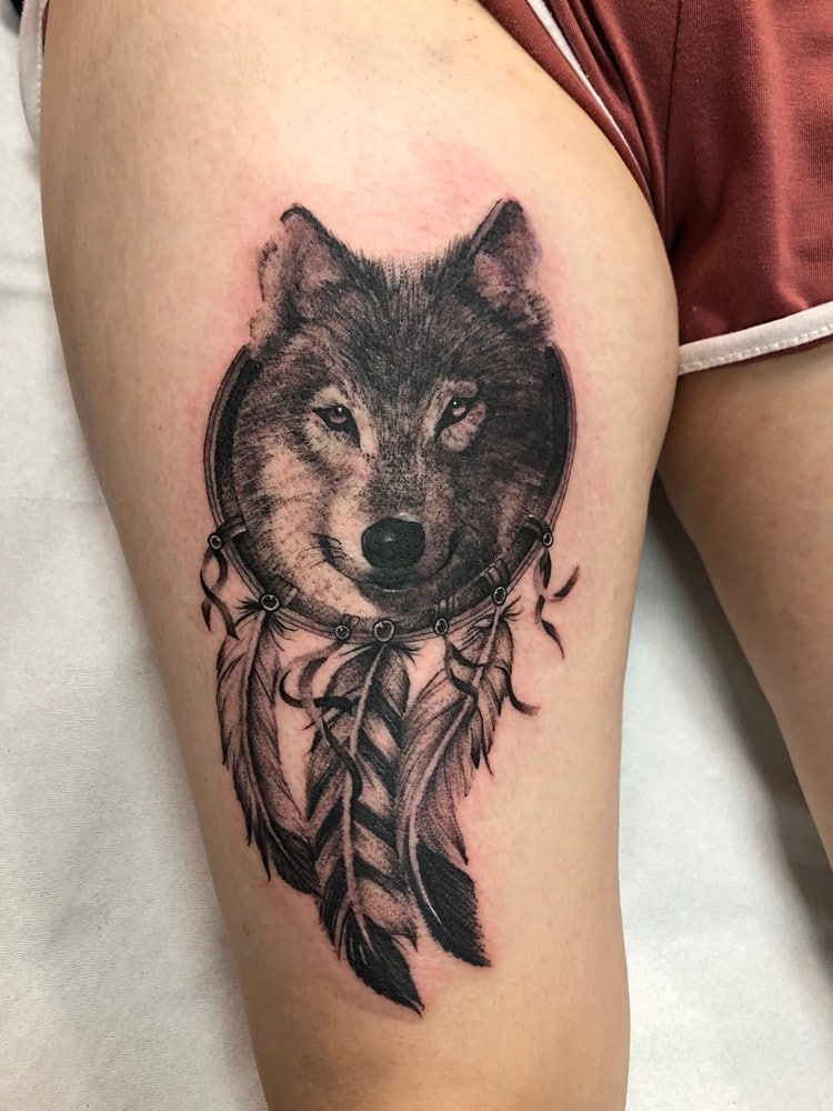 tatuaje lobo realista