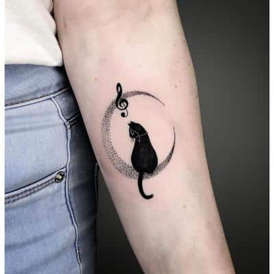tatuaje luna gato