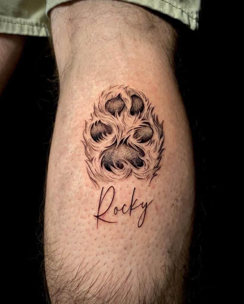 tatuaje perro nombre