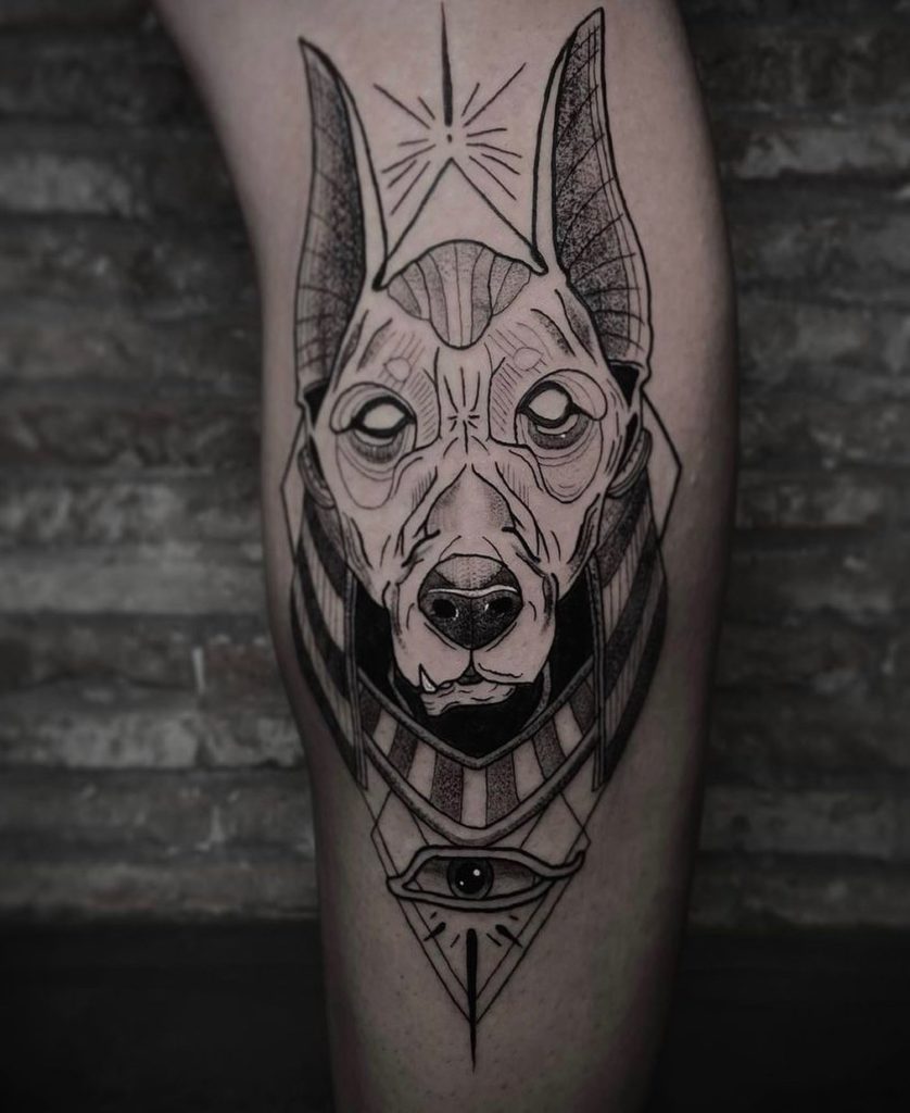 tatuaje perro blackwork