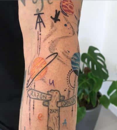 tatuaje planetas color