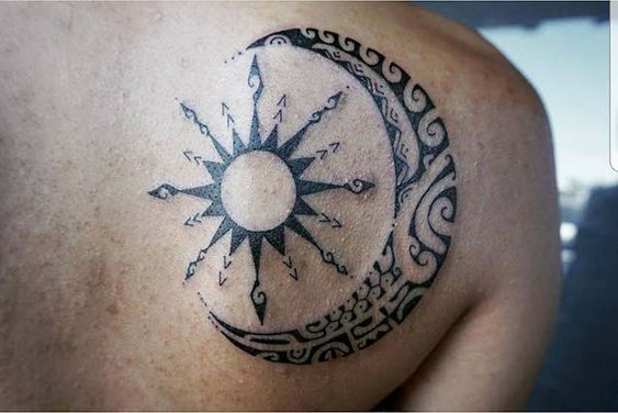 tatuaje sol y luna ornamental