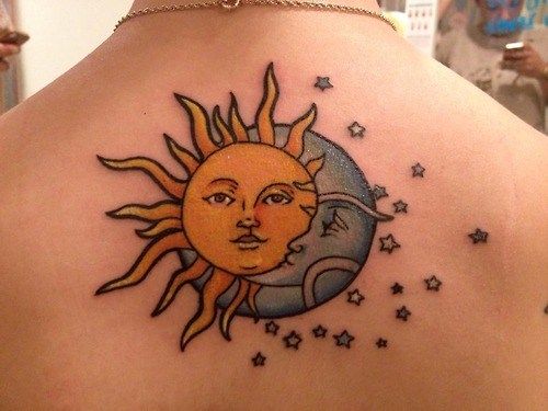 tatuaje sol y luna cartoon