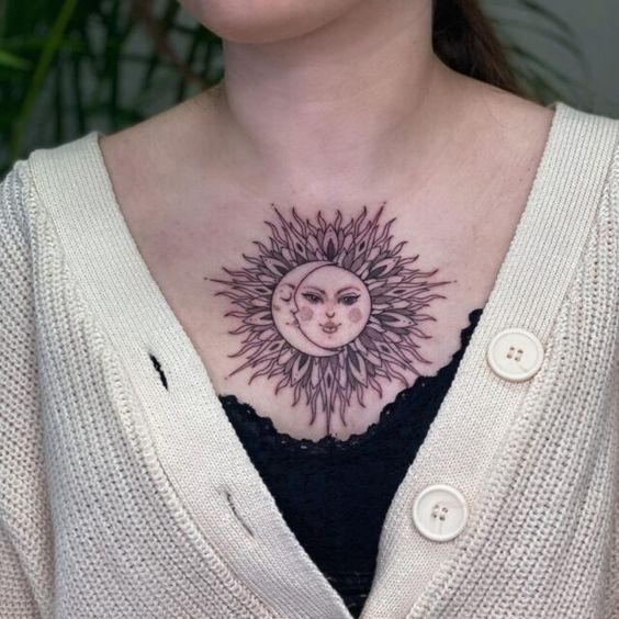 tatuaje sol y luna pecho