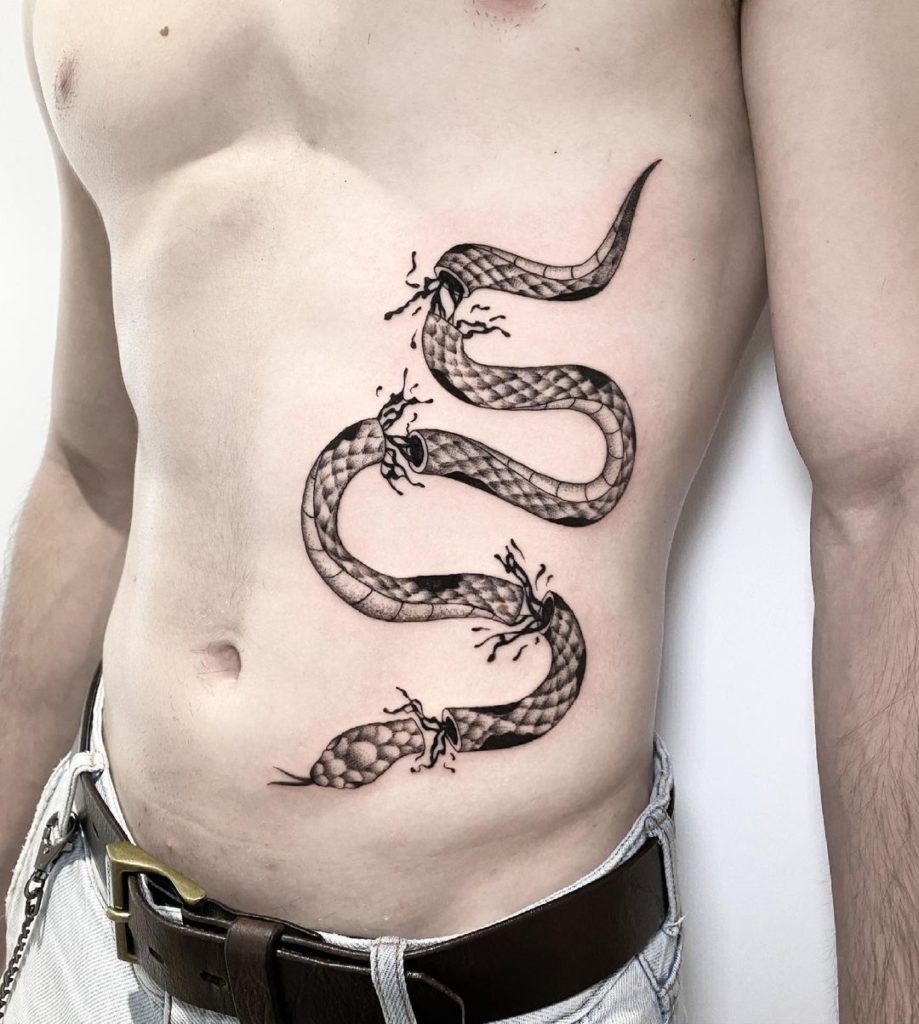 tatuajes abdomen costilla