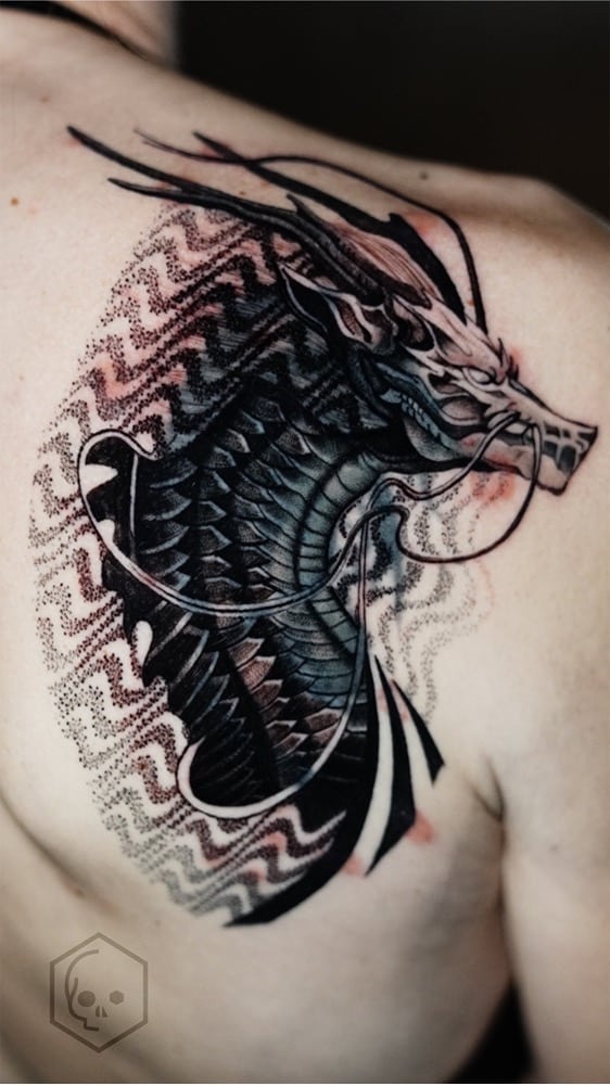 tatuajes dragones blackwork
