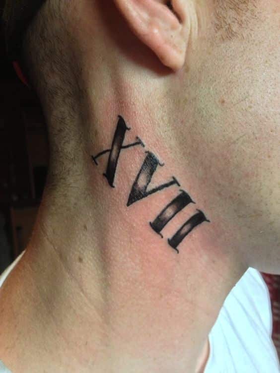 tatuajes en el cuello números romanos