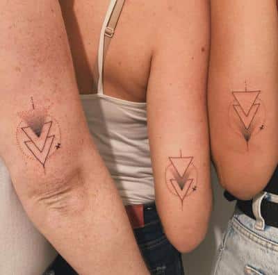 tatuajes familia triángulo