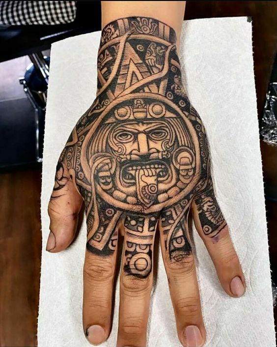 tatuajes mayas mano