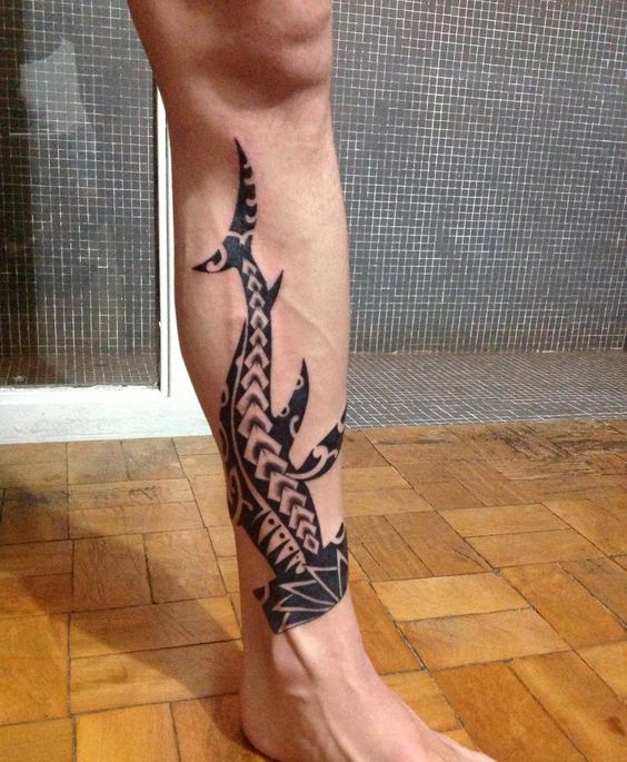 tatuajes tiburón ornamental