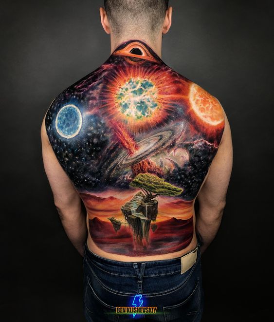 tatuajes universo espalda