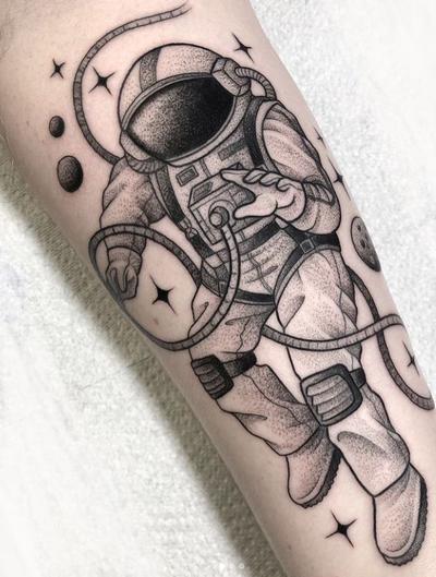 tatuajes universo astronauta