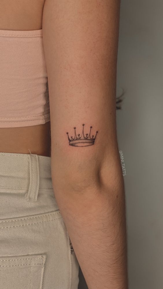 tatuaje corona princesa