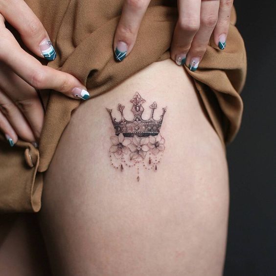 coronas en tatuajes