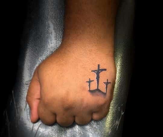 tatuaje tres cruces