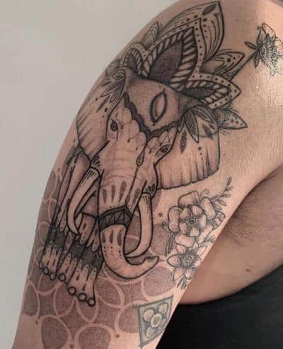 tatuaje elefante hindu