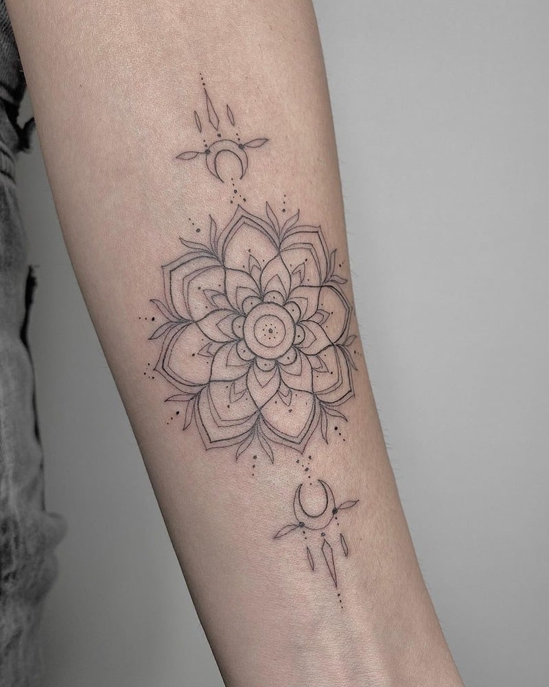 tatuaje flor de loto