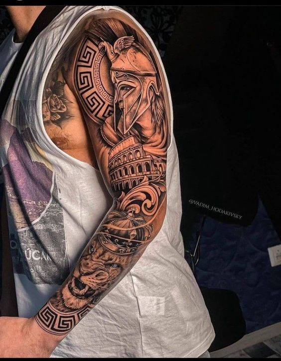 tatuaje pecho brazo