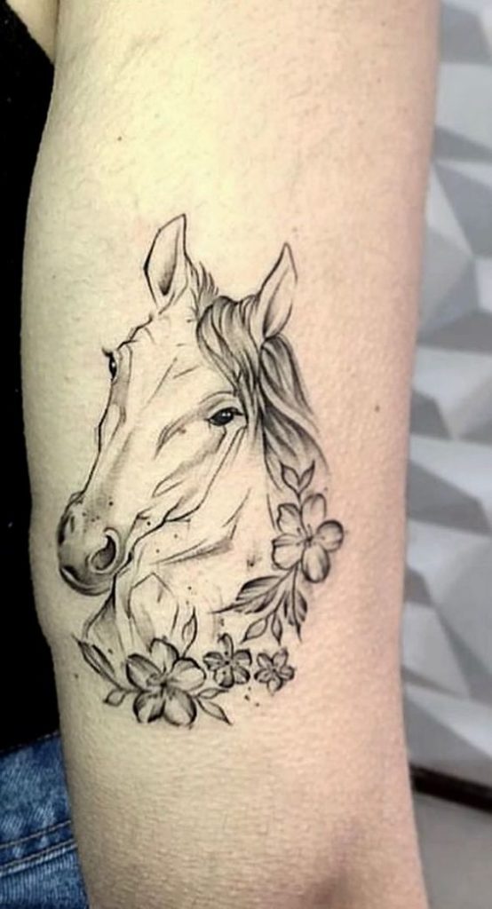 tatuaje caballo simple