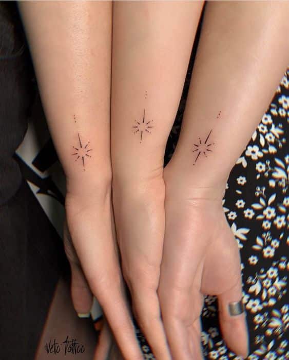 tatuajes hermanas minimalistas