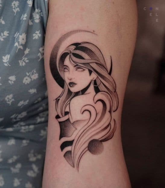 tatuaje acuario mujer