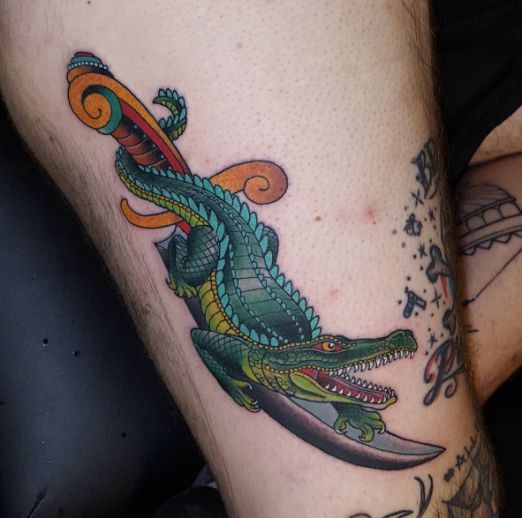 tatuaje cocodrilo color