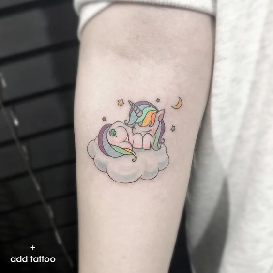 tatuaje unicornio infantil