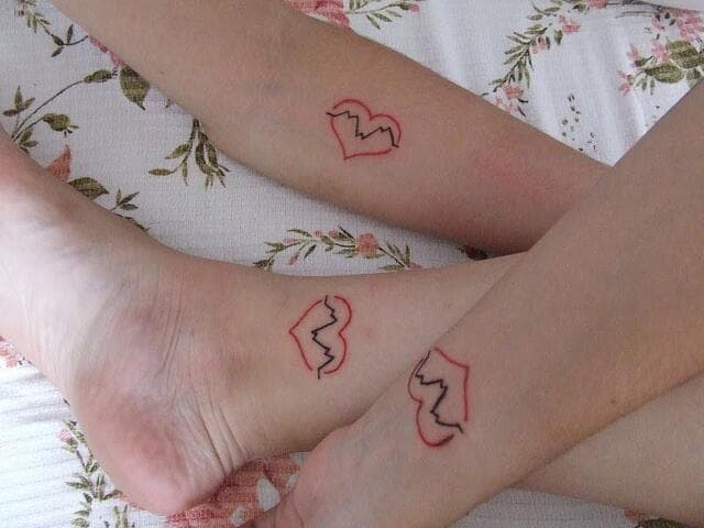 tatuajes latidos de corazón color