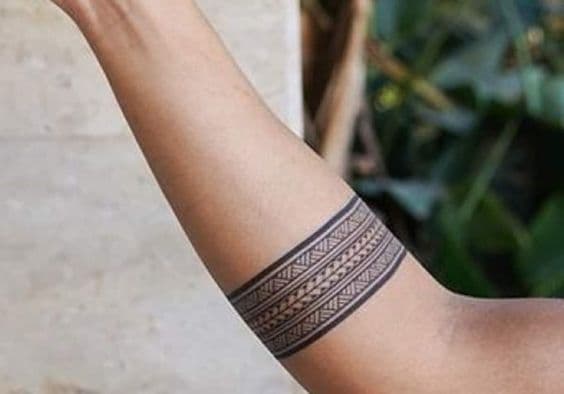 tatuajes brazaletes romanos
