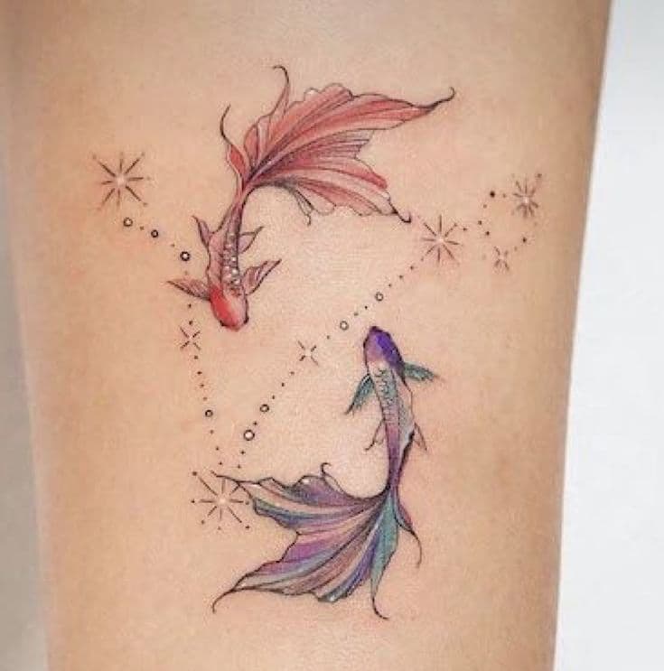 tatuaje piscis constelación