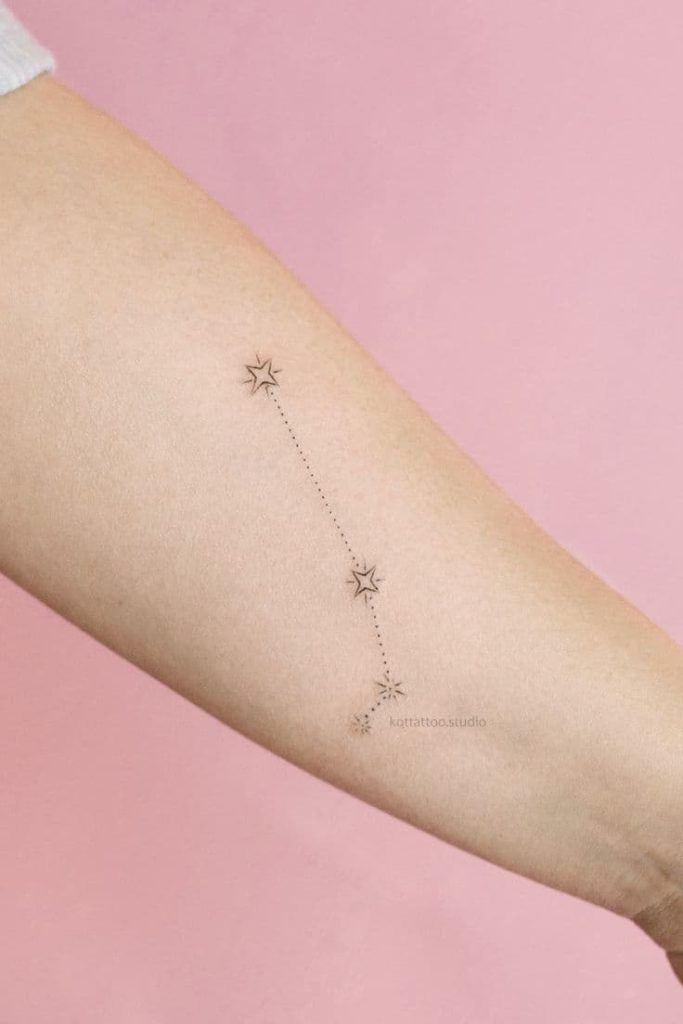 tatuajes constelación aries