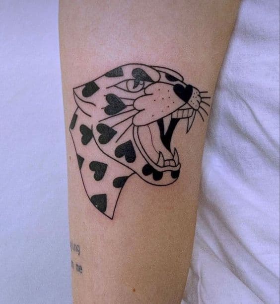 tatuajes leopardo tradicional